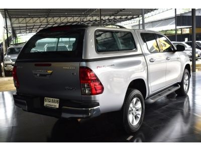 TOYOTA HILUX REVO Doublecab 2.4E Prerunner AT ปี2017 รูปที่ 5